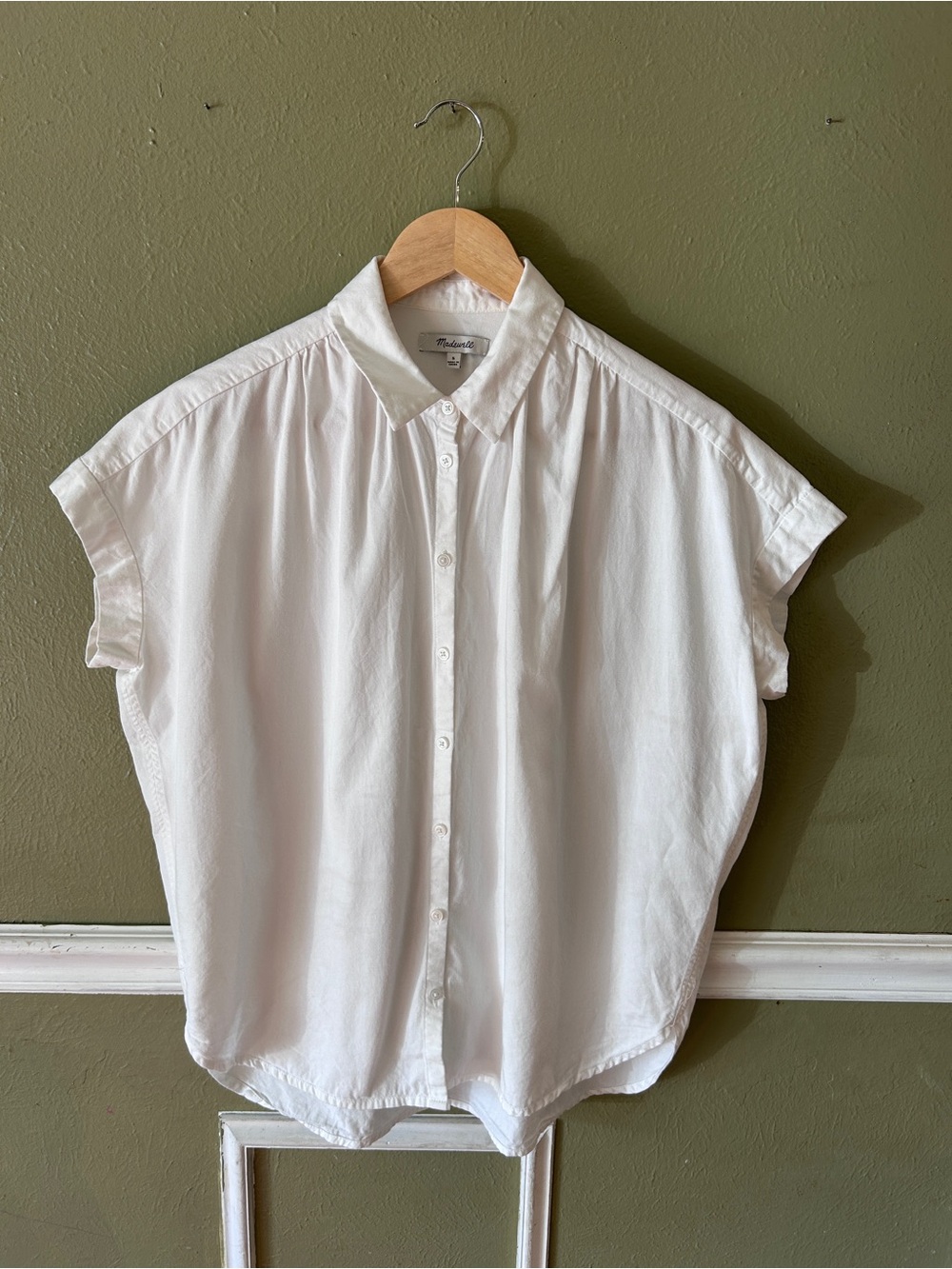 Madewell White Cap Sleeve Classic Minimalist Quiet Luxury Button-Down Shirt